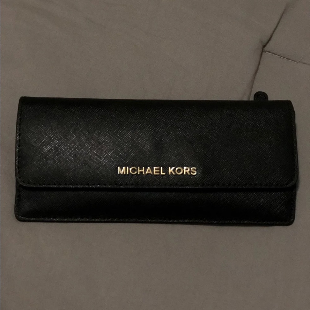 Micheal Kors Black Wallet